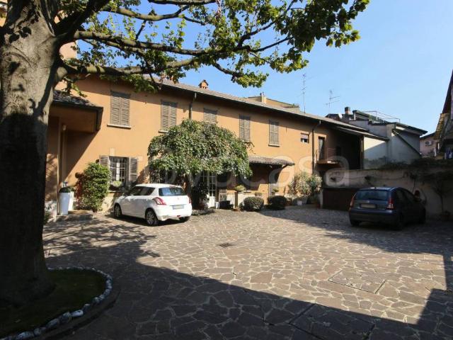 Villa Indipendente in vendita a Meda, Lombardia