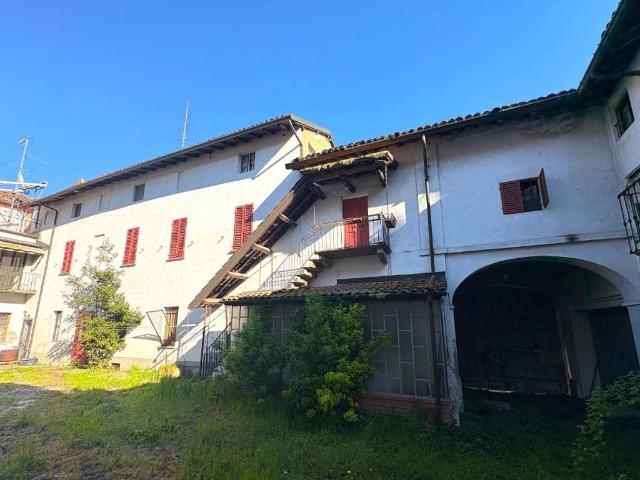 Villa Indipendente in vendita a Mede, Lombardia