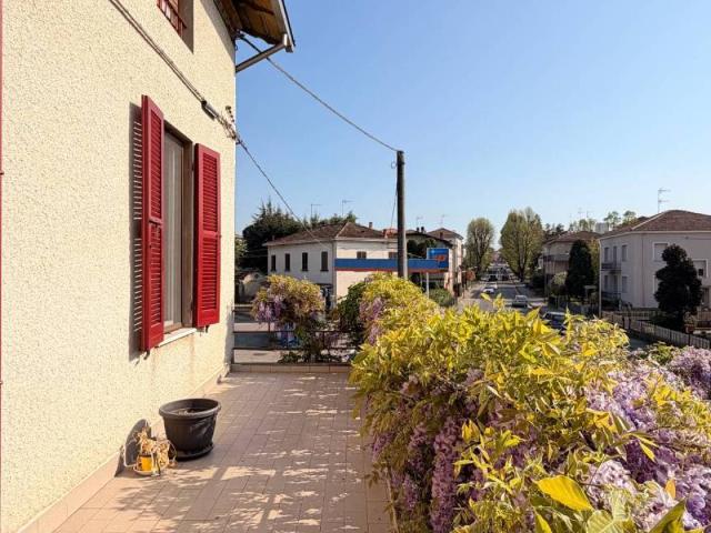 Villa Indipendente in vendita a Medesano