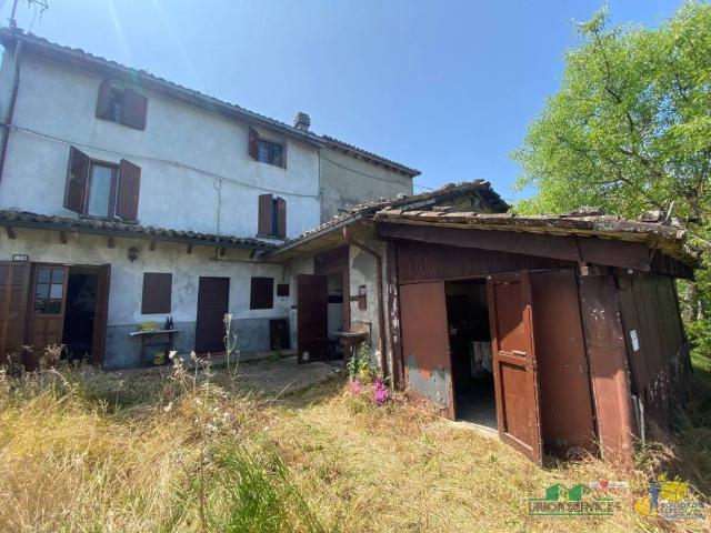 Villa Indipendente in vendita a Medesano, Varano Dei Marchesi