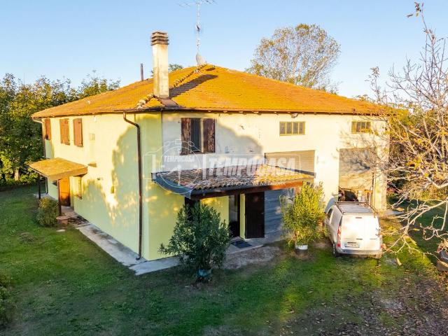 Villa Indipendente in vendita a Nuovo Circondario Imolese, Molinella