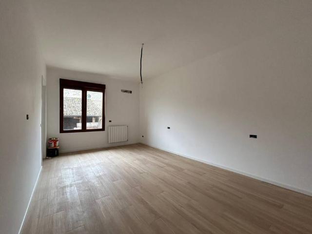 Villa Indipendente in vendita a Medole, Lombardia
