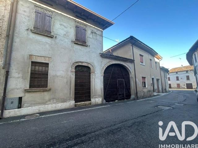 Villa Indipendente in vendita a Medole, Lombardia