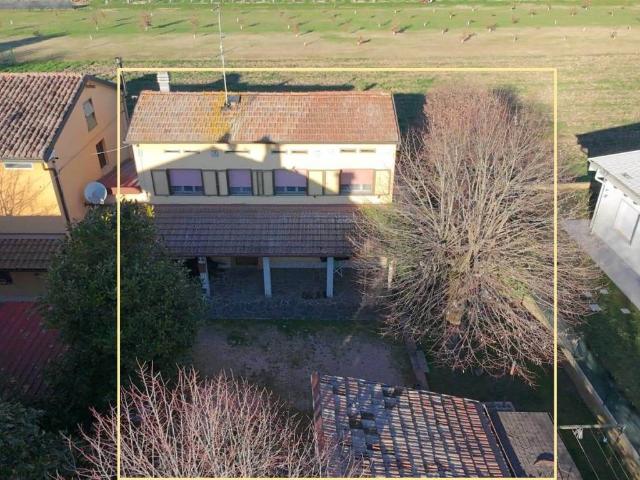 Villa Indipendente in vendita a Unione Comuni Modenesi Area Nord, Medolla