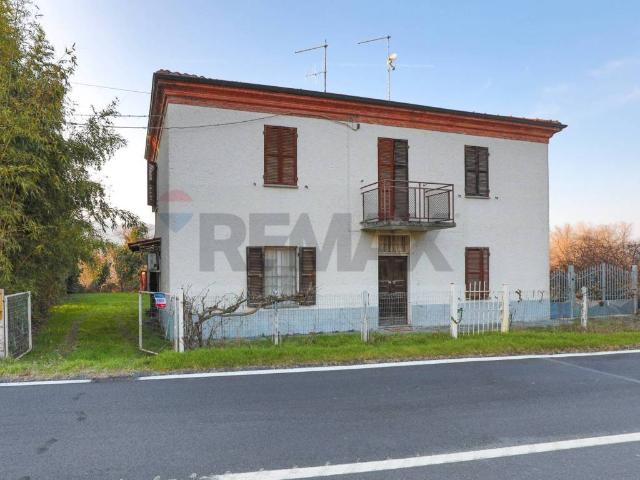 Villa Indipendente in vendita a Piemonte, Alessandria