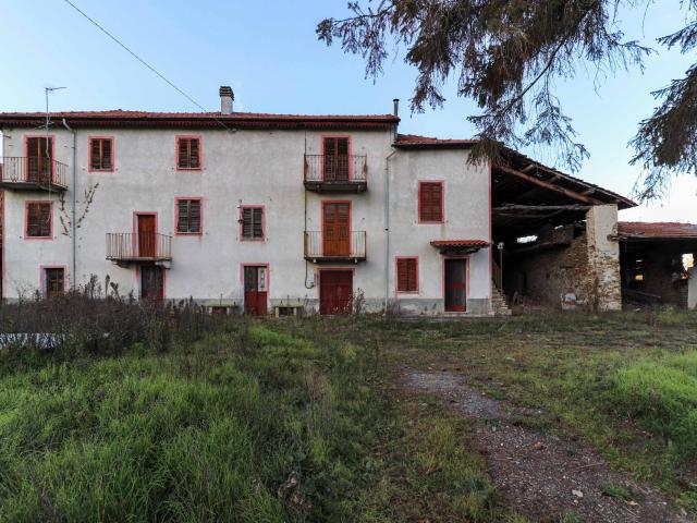 Villa Indipendente in vendita a Piemonte, Alessandria