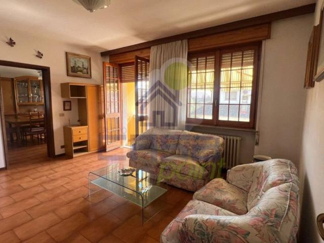 Villa Indipendente in vendita a Meleti, Lombardia