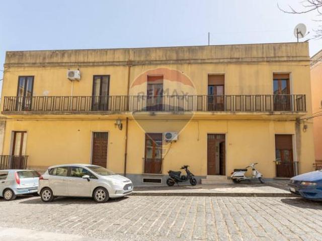 Villa Indipendente in vendita a Villasmundo 2000, Melilli