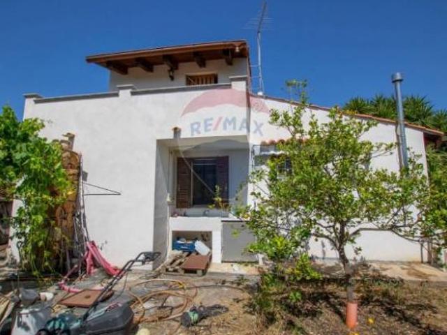 Villa Indipendente in vendita a Melilli, Sicilia