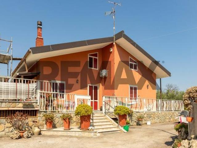 Villa Indipendente in vendita a Villasmundo, Melilli