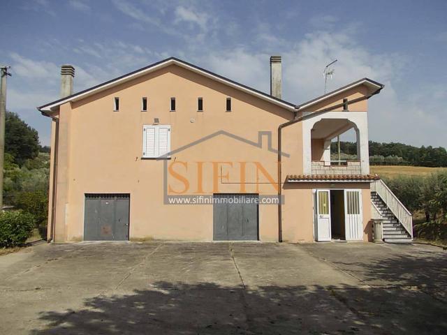 Villa Indipendente in vendita a Terre dell’Ufita, Melito Irpino
