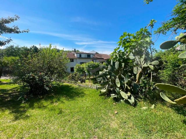 Villa Indipendente in vendita a Melizzano, Campania