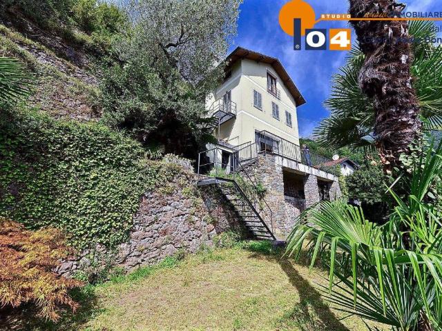 Villa Indipendente in vendita a Loveno, Menaggio