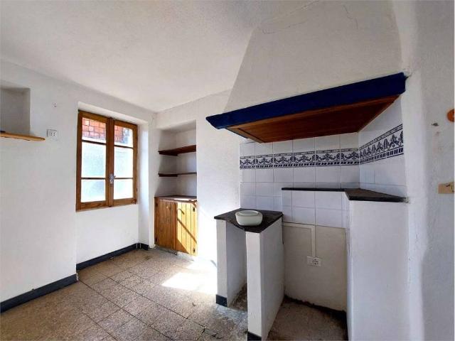 Villa Indipendente in vendita a Briga Alta, Liguria