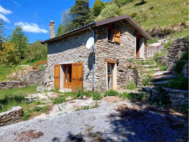 Villa Indipendente in vendita a Briga Alta, Liguria