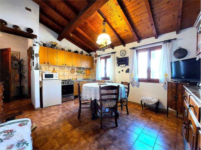 Villa Indipendente in vendita a Briga Alta, Liguria