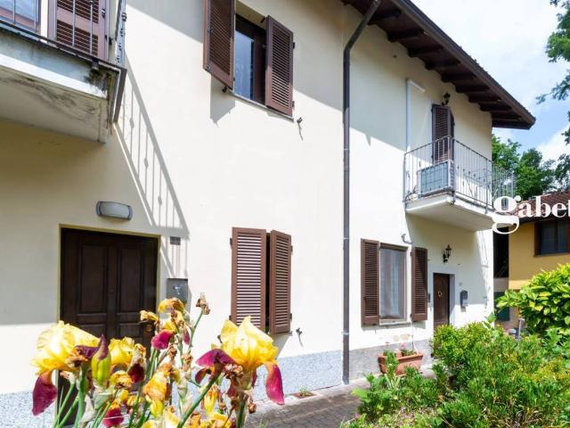 Villa Indipendente in vendita a Novate Brianza, Merate