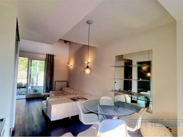 Villa Indipendente in vendita a Merate, Lombardia