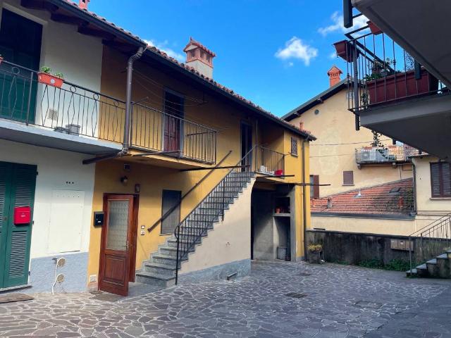 Villa Indipendente in vendita a Sartirana, Merate