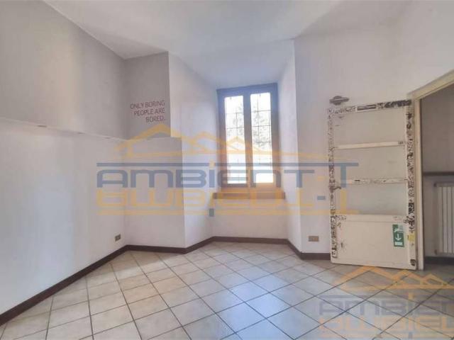 Villa Indipendente in vendita a Merate, Lombardia