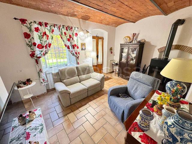 Villa Indipendente in vendita a Vernio