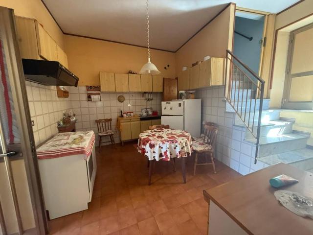 Villa Indipendente in vendita a Mercato San Severino, Campania