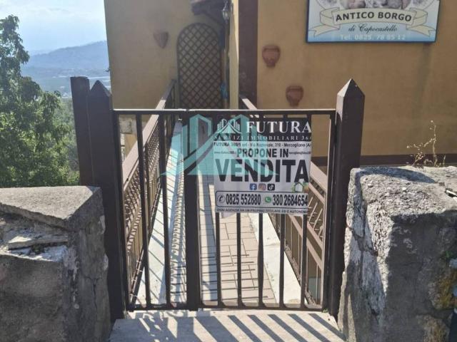 Villa Indipendente in vendita a Mercogliano, Campania