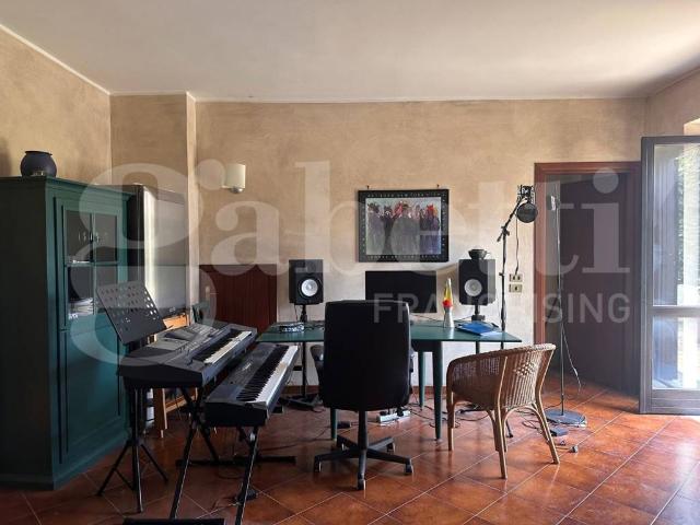 Villa Indipendente in vendita a Mercogliano, Campania