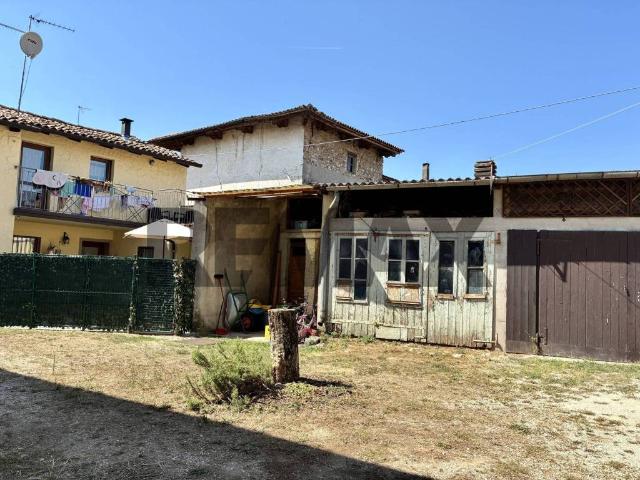Villa Indipendente in vendita a Castelliere / Cjastilîr, Mereto di Tomba / Merêt di Tombe