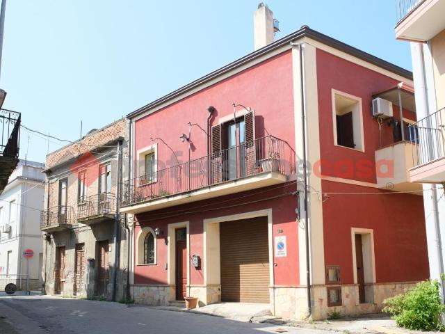 Villa Indipendente in vendita a Merì, Sicilia