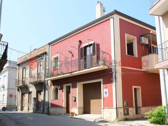Villa Indipendente in vendita a Merì, Sicilia