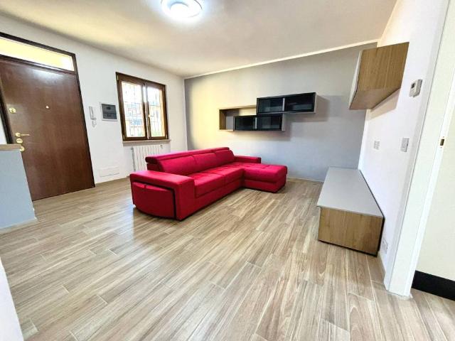 Villa Indipendente in vendita a Merlino, Lombardia