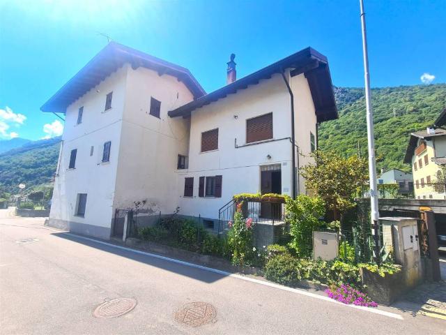 Villa Indipendente in vendita a Comunità montana della Valchiavenna, Mese