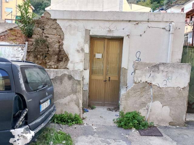 Villa Indipendente in vendita a Gazzi, Messina