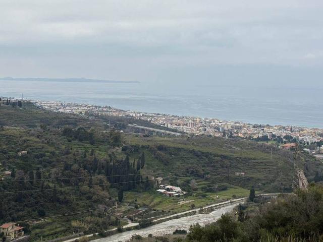 Villa Indipendente in vendita a VI Circoscrizione, Messina