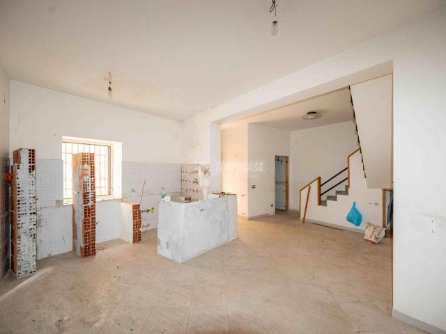 Villa Indipendente in vendita a Sperone, Messina