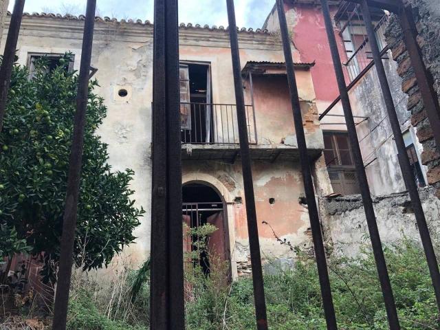 Villa Indipendente in vendita a III Circoscrizione, Messina