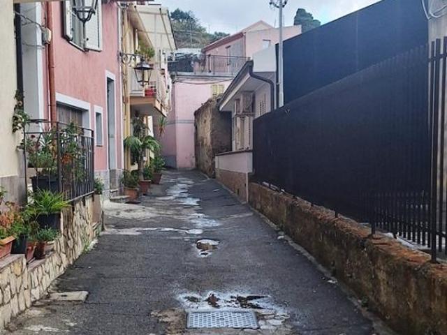 Villa Indipendente in vendita a I Circoscrizione, Messina