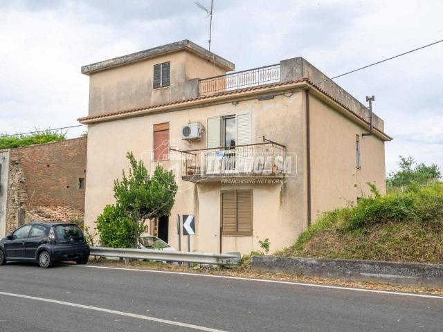 Villa Indipendente in vendita a VI Circoscrizione, Messina