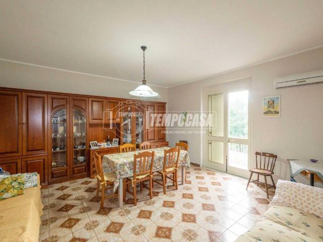 Villa Indipendente in vendita a VI Circoscrizione, Messina