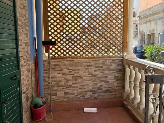 Villa Indipendente in vendita a Sperone, Messina