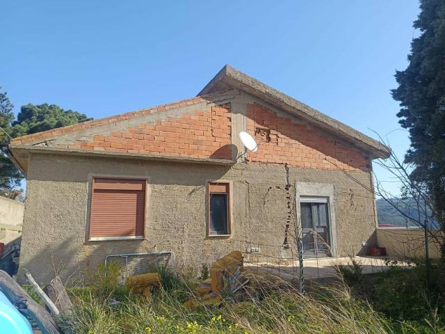 Villa Indipendente in vendita a VI Circoscrizione, Messina