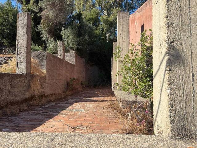 Villa Indipendente in vendita a San Filippo Inferiore, Messina