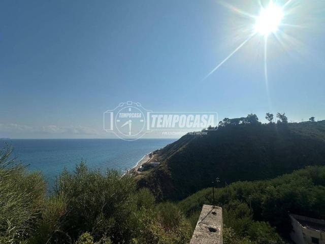 Villa Indipendente in vendita a Mortelle, Messina