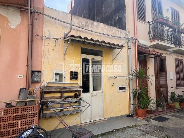 Villa Indipendente in vendita a Sperone, Messina