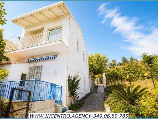 Villa Indipendente in vendita a VI Circoscrizione, Messina