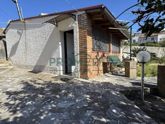 Villa Indipendente in vendita a VI Circoscrizione, Messina