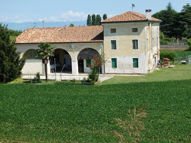 Villa Indipendente in vendita a Mestrino, Veneto