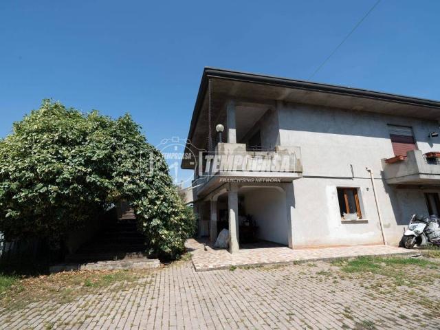 Villa Indipendente in vendita a Mestrino, Veneto