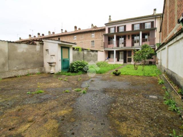 Villa Indipendente in vendita a Mezzana Bigli, Lombardia